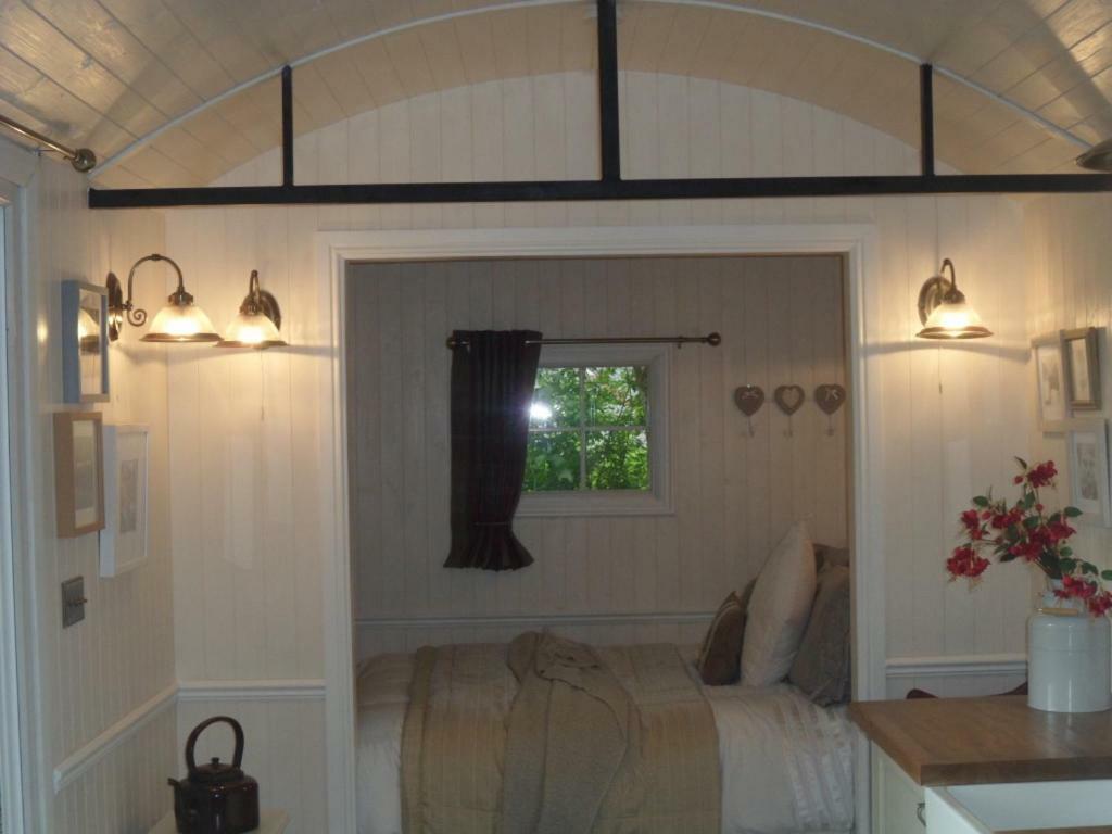 Borthwickbrae Shepherd'S Hut Hawick Ngoại thất bức ảnh